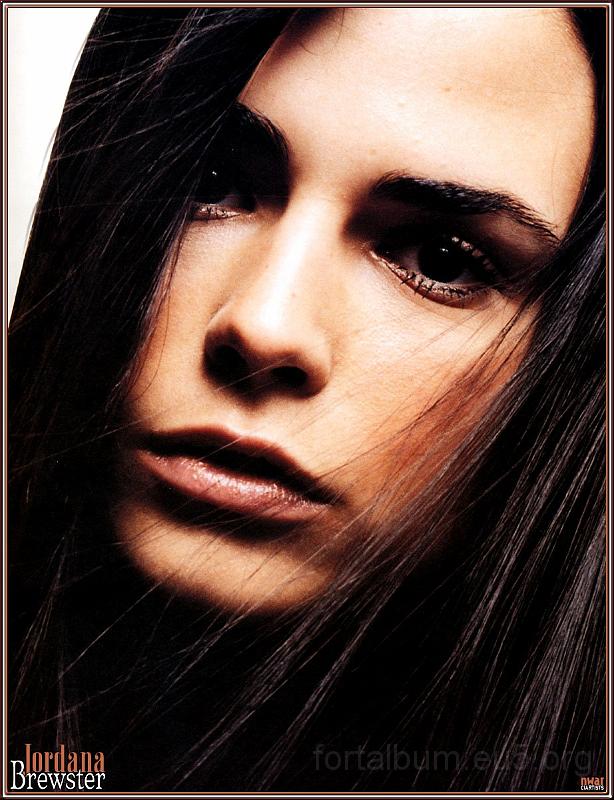 LOVELY_GIRL_JORDANA_BREWSTE12.JPG