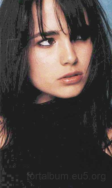 LOVELY_GIRL_JORDANA_BREWSTE5.JPG