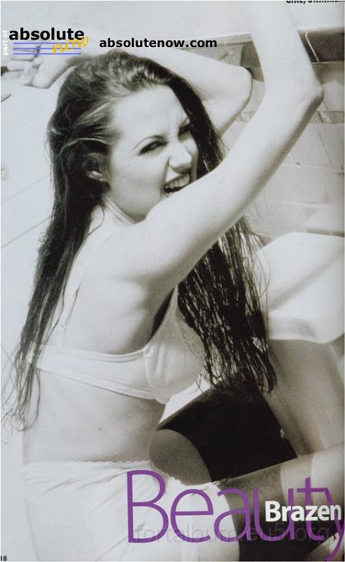 angelina.j010.jpg