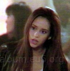 j.love.hewitt_116.jpg