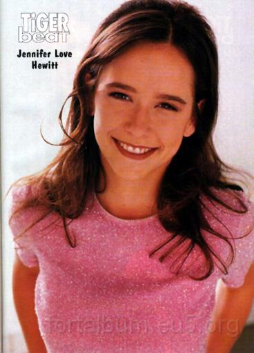 j.love.hewitt_154.jpg