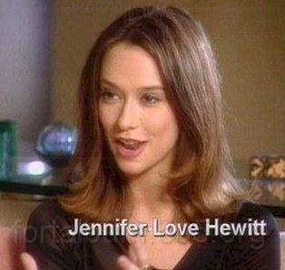 j.love.hewitt_182.jpg
