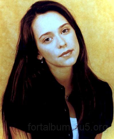 j.love.hewitt_202.jpg
