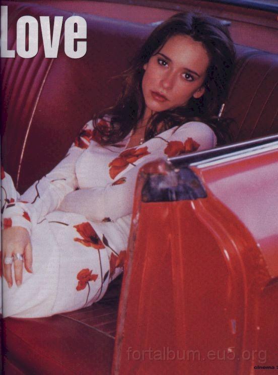 j.love.hewitt_209.jpg