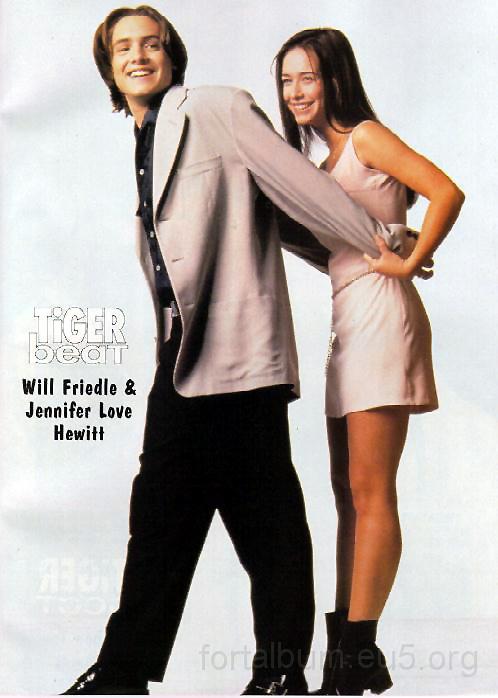 j.love.hewitt_250.jpg